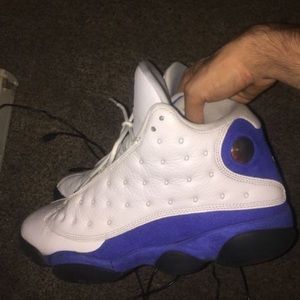 Air Jordan 13 “hyper royal”